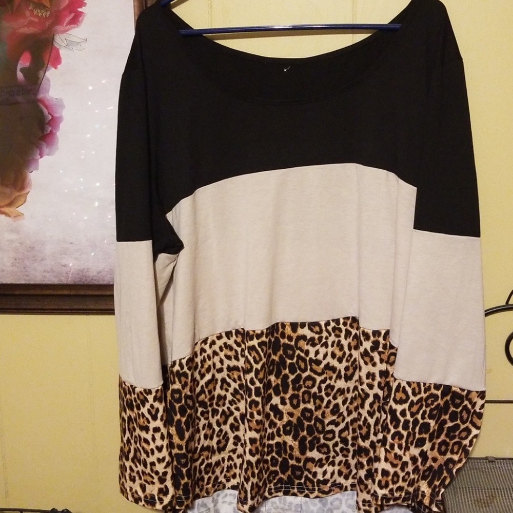 Ella and Roo tricolor top